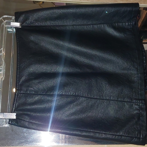 Topshop vegan leather mini skirt - Picture 4 of 5